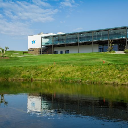 Royal Obidos Scenic Resort Praia del Rei Dış mekan fotoğraf The clubhouse at the Vale Golf Resort