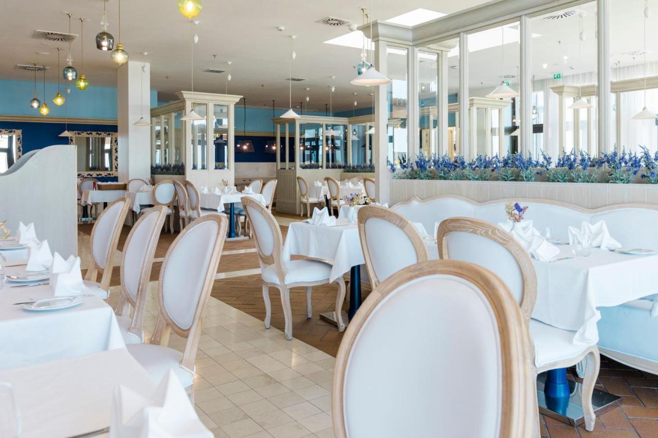 Royal Obidos Scenic Resort Praia del Rei Dış mekan fotoğraf Restaurant