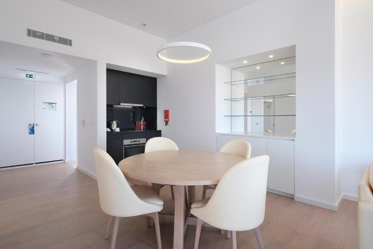 Royal Obidos Scenic Resort Praia del Rei Dış mekan fotoğraf A typical apartment interior