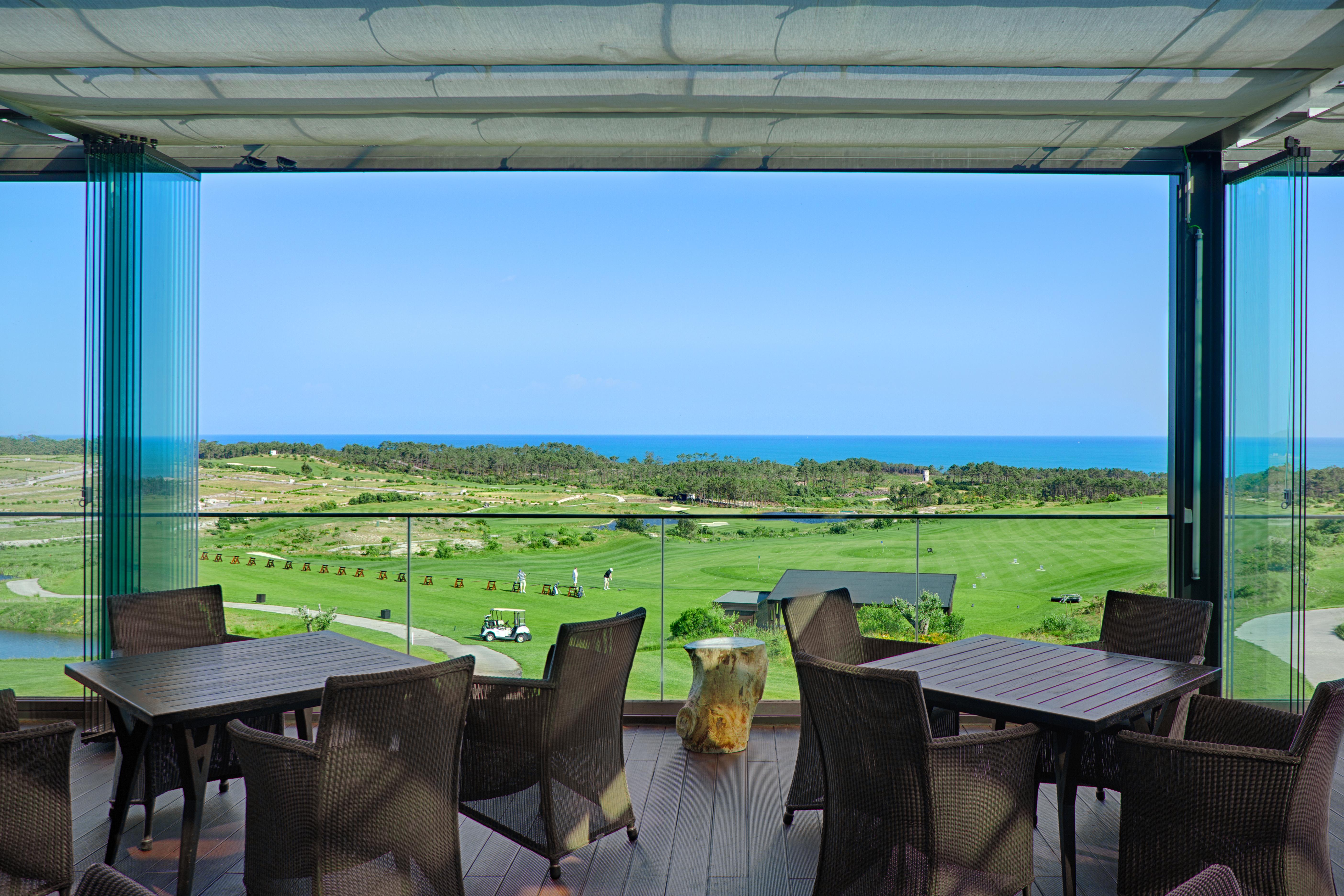 Royal Obidos Scenic Resort Praia del Rei Dış mekan fotoğraf View from the clubhouse